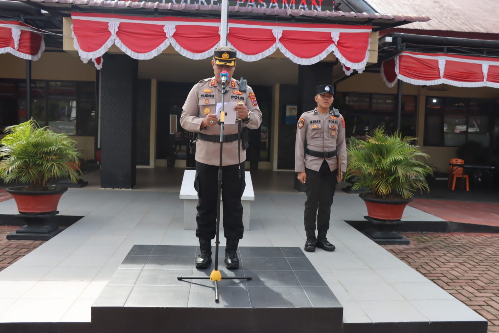 Kapolres Pasaman  Lepas 129 Personil Untuk Pengamanan pemungutan serta perhitungan ulang suara DPD RI pemilu 2024