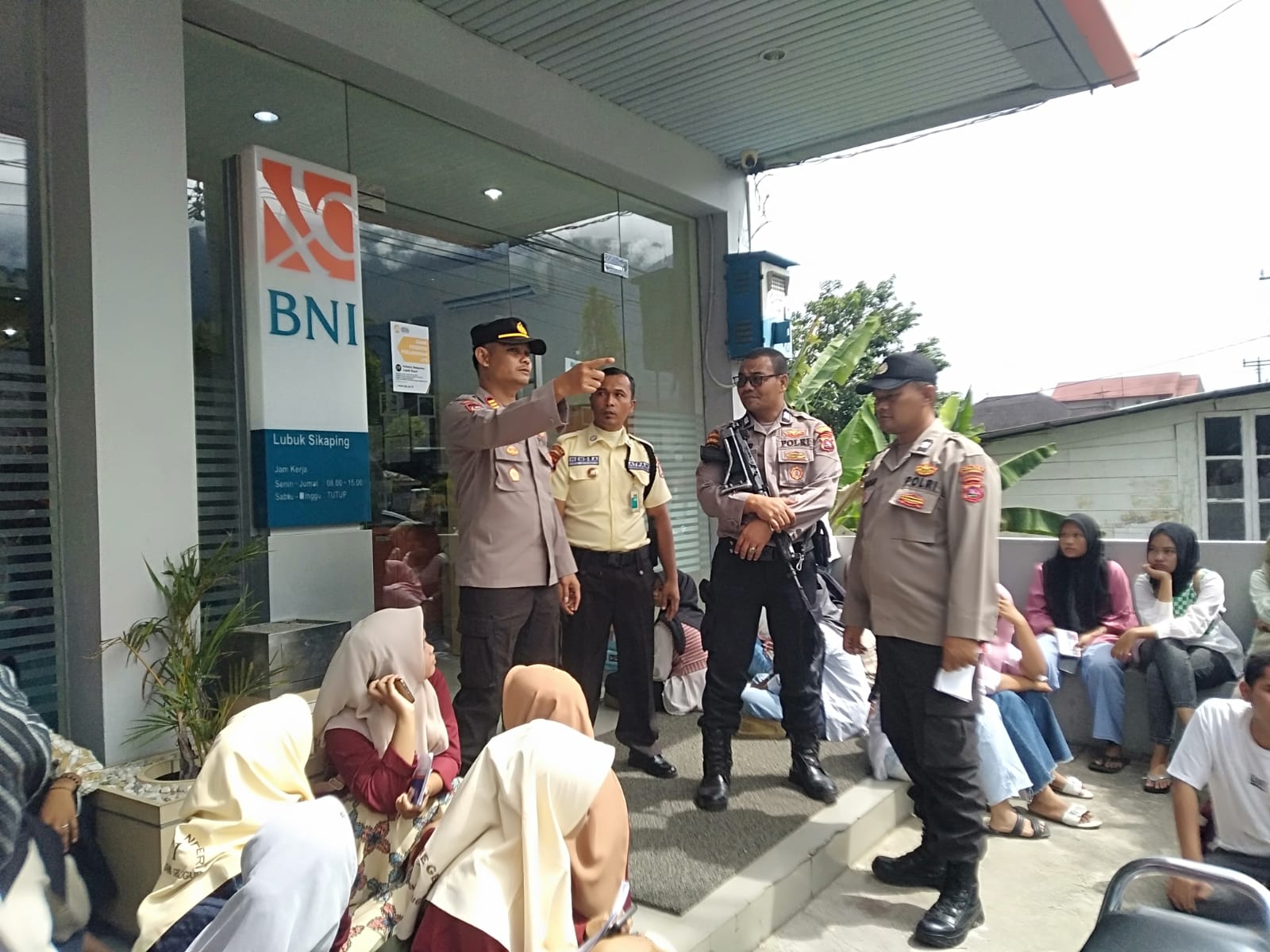 Sat Binmas Polres Pasaman  Binluh , Sosialisasi dan Edukasi kepada Penerima KIP ( Kartu Indonesia Pintar)  