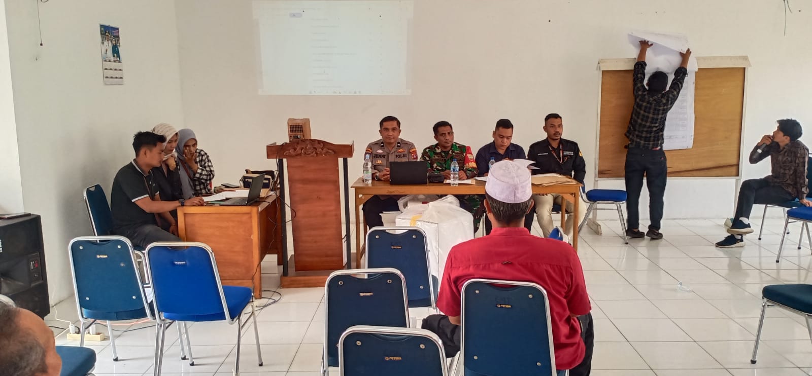 RAPAT PLENO TERBUKA REKAPITULASI PENGHITUNGAN SUARA PSU DPD PEMILU TAHUN 2024 DI KEC. RAO