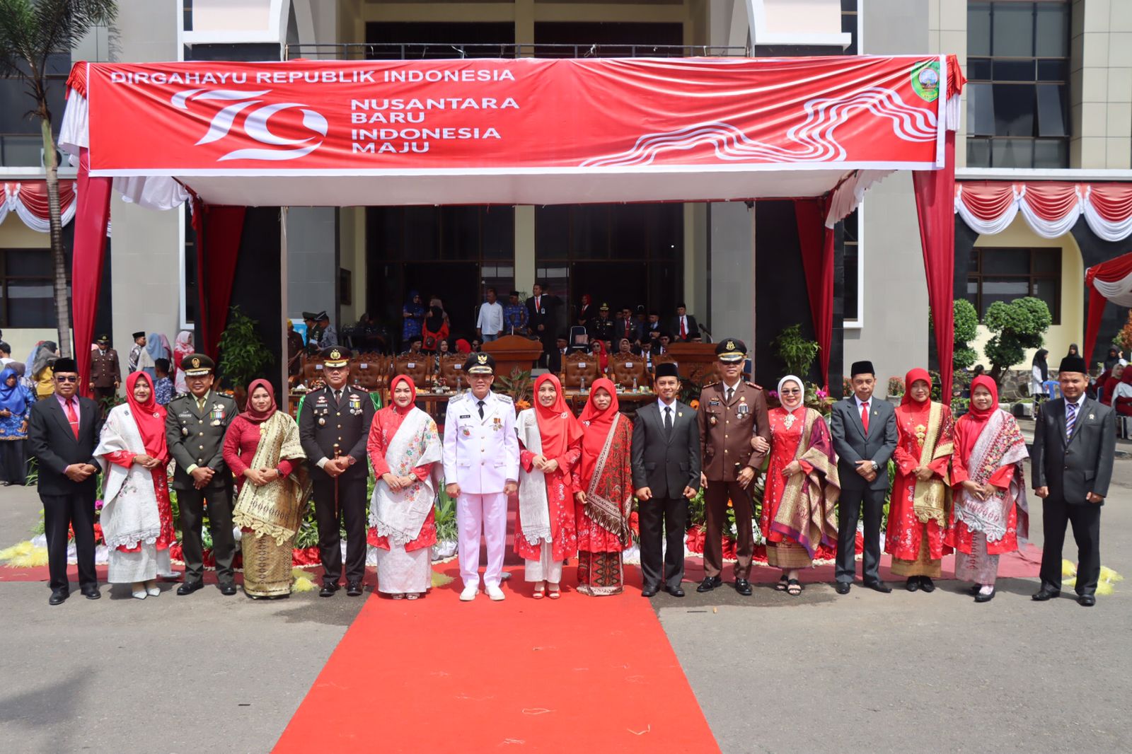 Kapolres Pasaman AKBP Yudho Huntoro Hadiri Upacara Bendera HUT Kemerdekaan Republik Indonesia ke-79