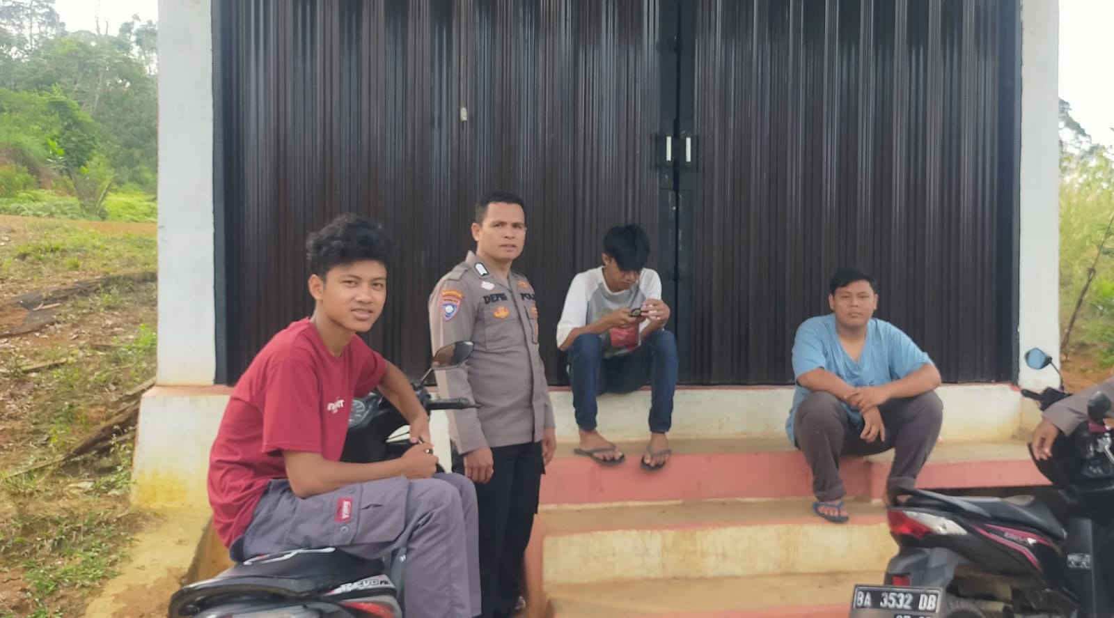 Bhabinkamtibmas Muaro Sungai Lolo  sambangi masyarakat Nagari Muaro Sei Lolo 