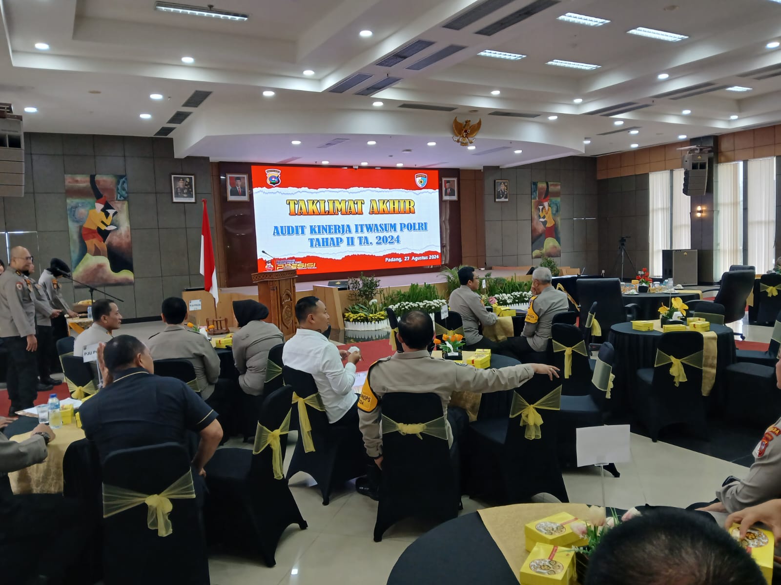 Kapolres Pasaman HadiriTaklimat Akhir Audit Kinerja Itwasum Polri Tahap II. 2024