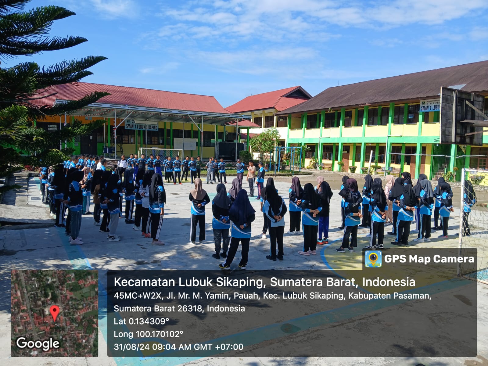 Kasat Binmas  Polres Pasaman Beri  Pembinaan dan Pelatihan bagi Pelajar SMAN 1 Lubuk Sikaping