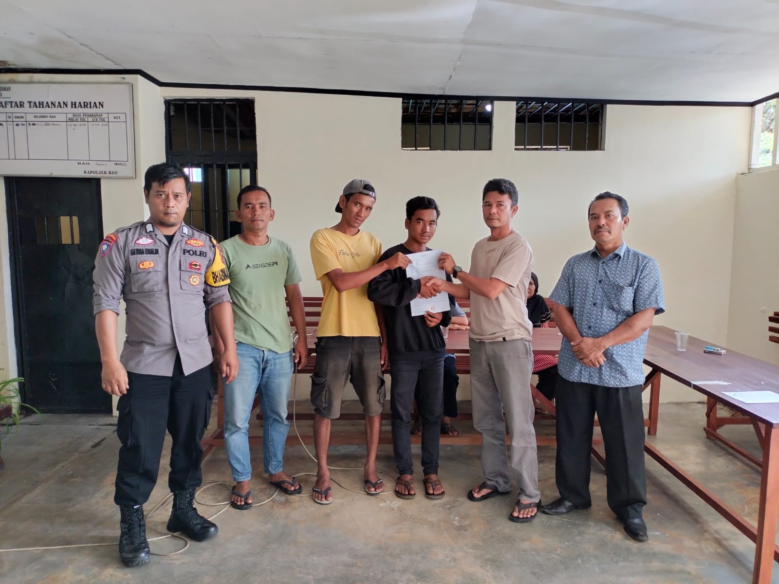 Bhabinkamtibmas Nagari Tanjung Betung Melaksanakan Kegiatan PROBLEM SOLVING Dugaan kasus Penganiayaan 