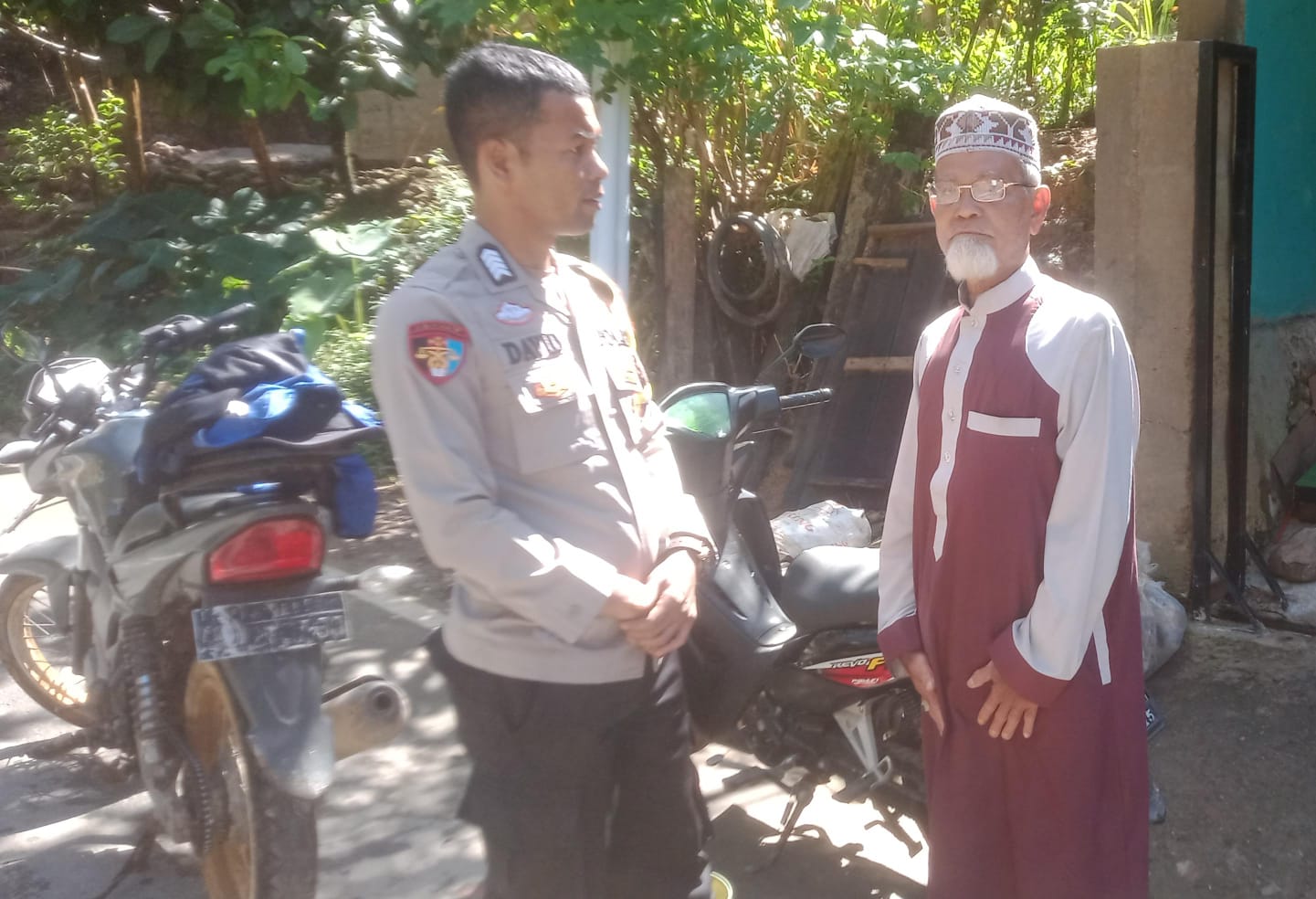 Babhinkamtimas Nagari Silayang THTS Dengan Warga Binaan di Nagari Silayang Kecamatan Mapattunggul Selatan 