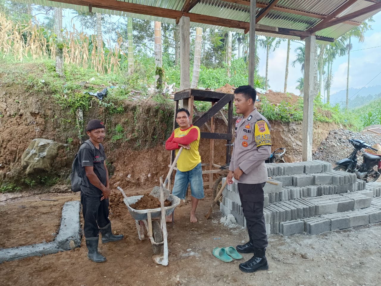 Bhabinkamtibmas  THTS, Sosialisasi dan Himbauan Kepada Masyarakat Nagari Malampah Dalam Rangka HARKAMTIBMAS