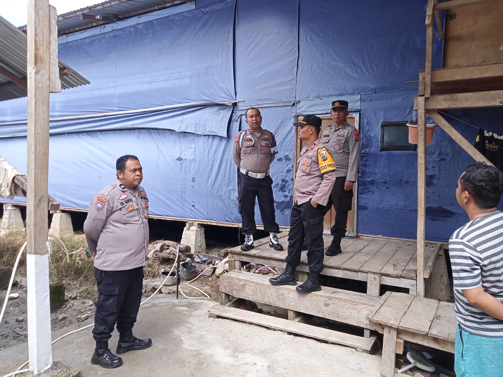 Kasat Binmas Akp Tirto Edhi.P, SH  Mendukung Program Asta Cita Bidang  ketahanan  Pangan  Datangi Perternakan Ayam. Milik Personil Polri