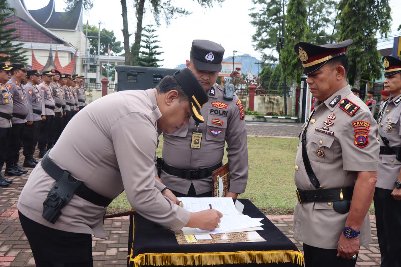 Kapolres Pasaman Pimpin Sertijab Kasat  Intelkam dan Kapolsek Bonjol