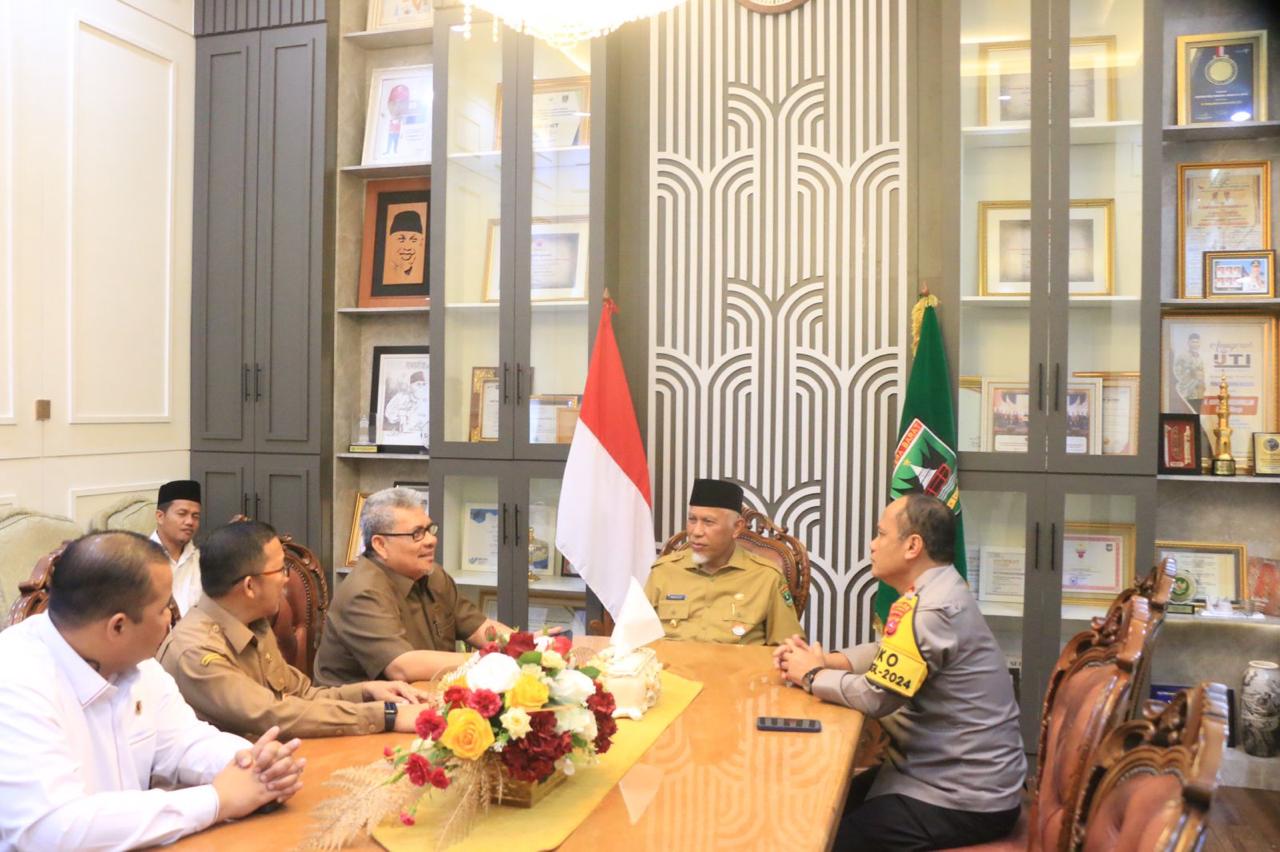 alin Sinergitas, Kapolda Sumbar Lakukan Kunjungan Silaturrahim dengan Gubernur