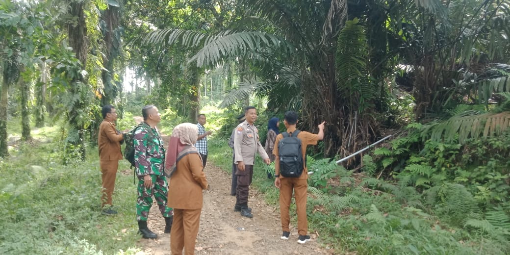Bhabinkamtibmas Nagari Ladang Panjang THTS-DDS dan Cooling System  Dalam Rangka Ketahanan Pangan