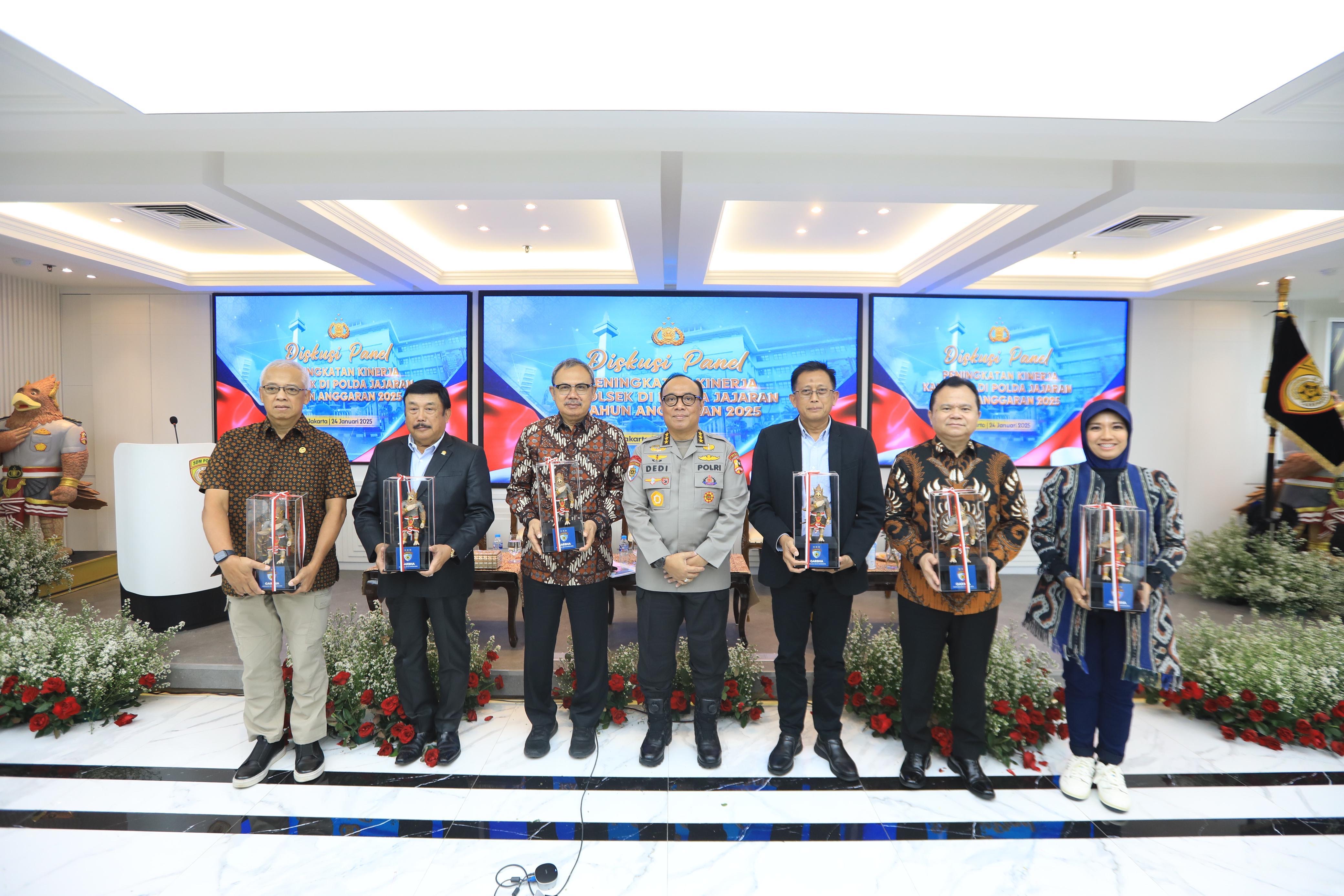 Gelar Diskusi Panel, Komjen Pol Dedi Prasetyo: Polri terbuka dengan masukan untuk perbaikan ke depan.