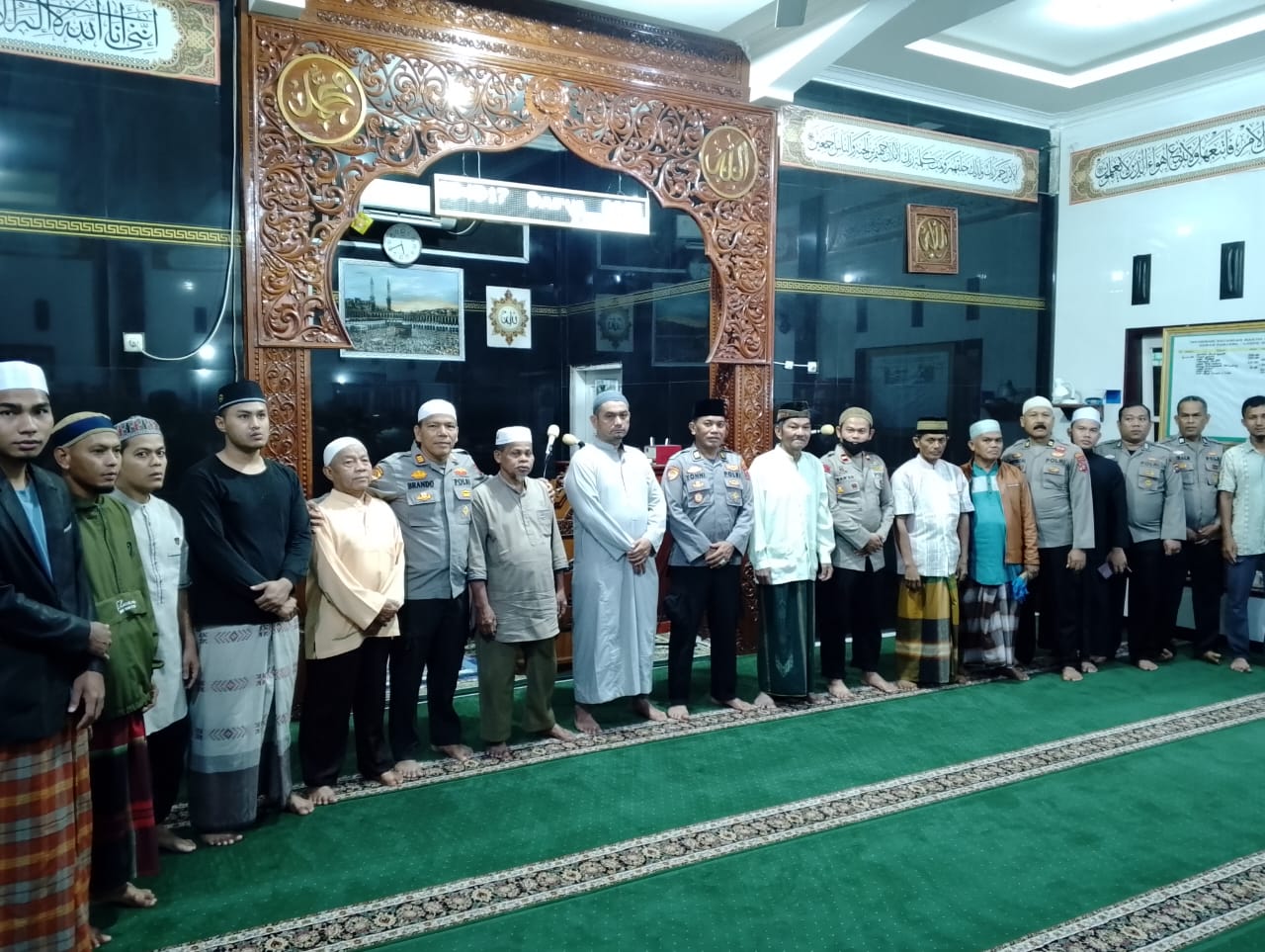Kabag Ren Polres Pasaman, AKP Yonni Handra, S.H. Pimpin Gerakan Sholat Subuh Berjama'ah (GSSB) Kunjungi Masjid Al Kausar Sawah Panjang