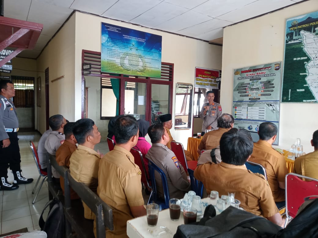 Kapolsek Mapat Tunggul bersama Forkopinca Mengikuti Live YouTube Streaming Lunching Penguatan Program Perkarangan Pangan Lestari 