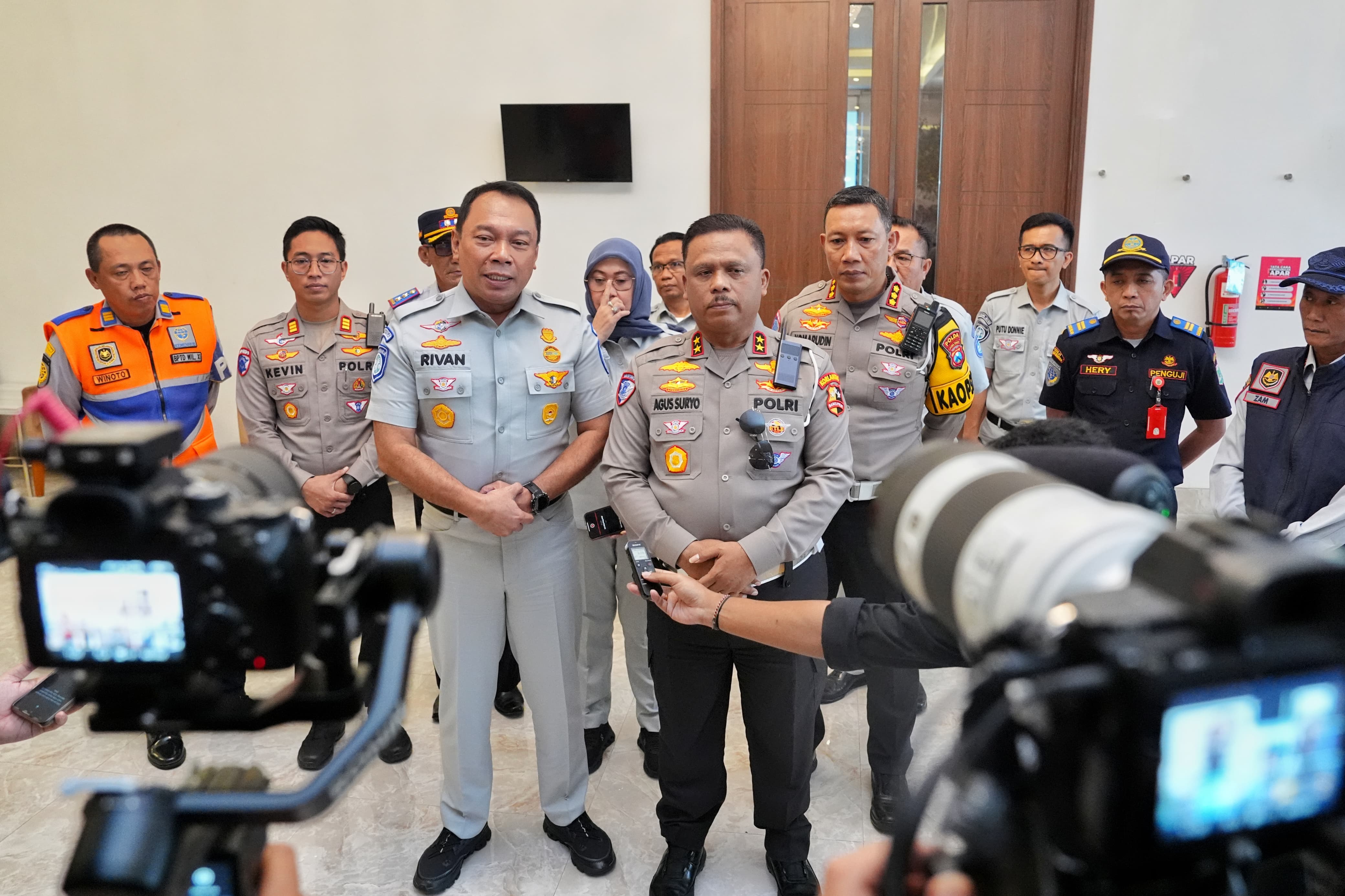 Kakorlantas Polri Tinjau Kesiapan Operasi Ketupat 2025 di Kota Wisata Batu