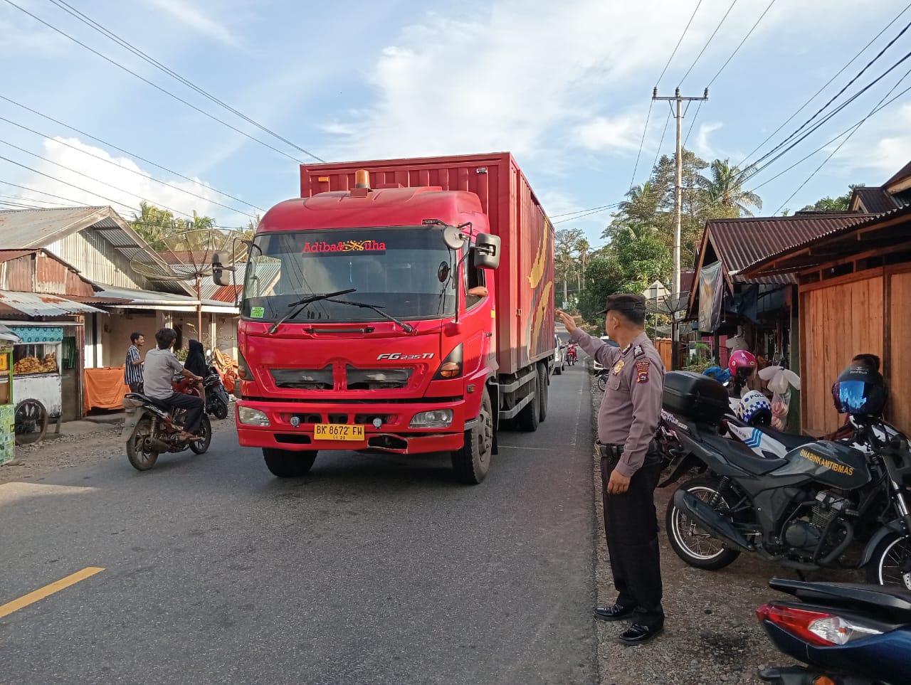 Polsek Lubuk Sikaping Pengamanan  Pasar Pabukoan  Pasar Lubuk Sikaping