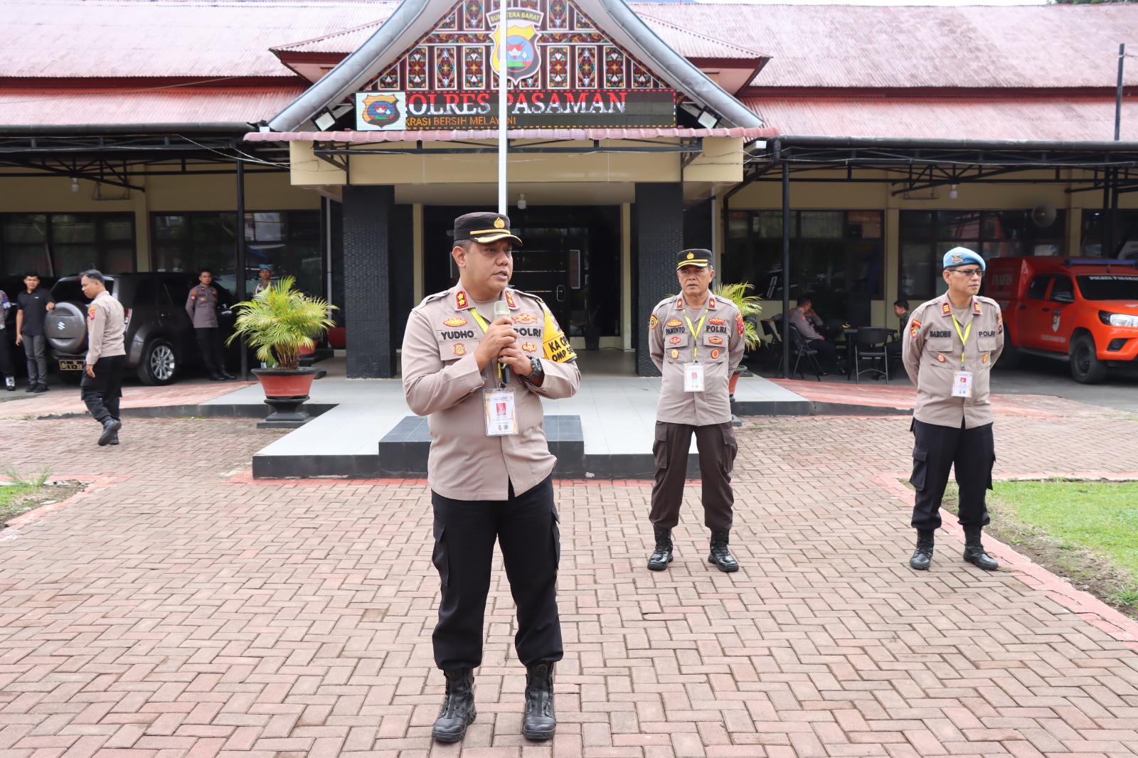 Kapolres Pasaman AKBP Yudho Huntoro, S.I.K, M.I,K,  Berikan Motivasi bagi Caon Siswa  Polri