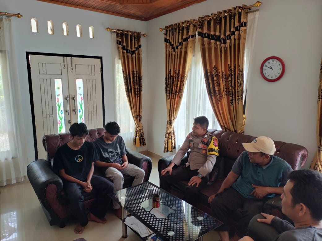 Bhabinkamtibmas Polsek Lubuk Sikaping Penyuluhan Pada Warga untuk Mensukseskan Program Asta Cita 