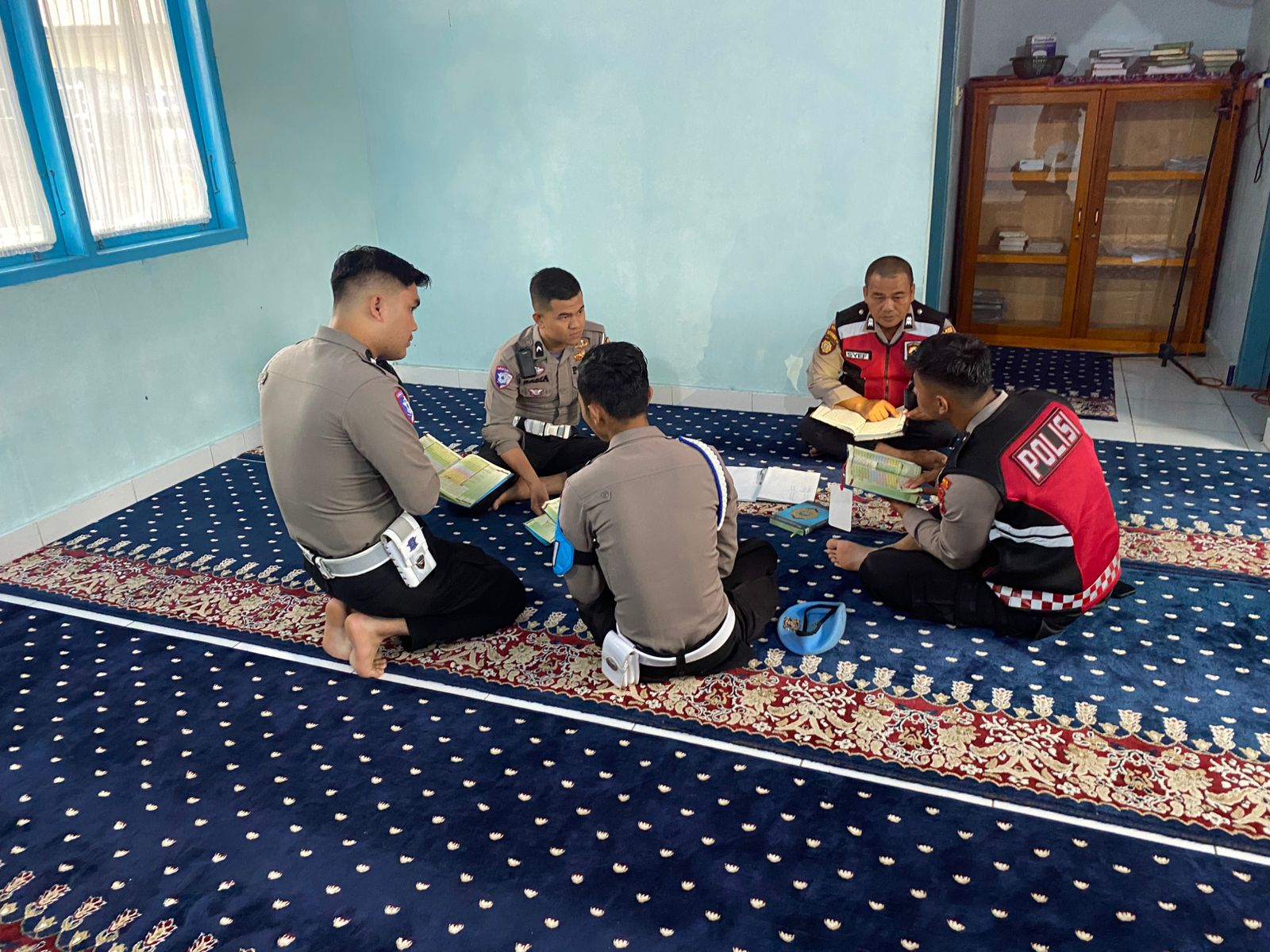 Polres Pasaman kegiatan Program Kapolres Pasaman One Day One Juz Al-Qur’an.