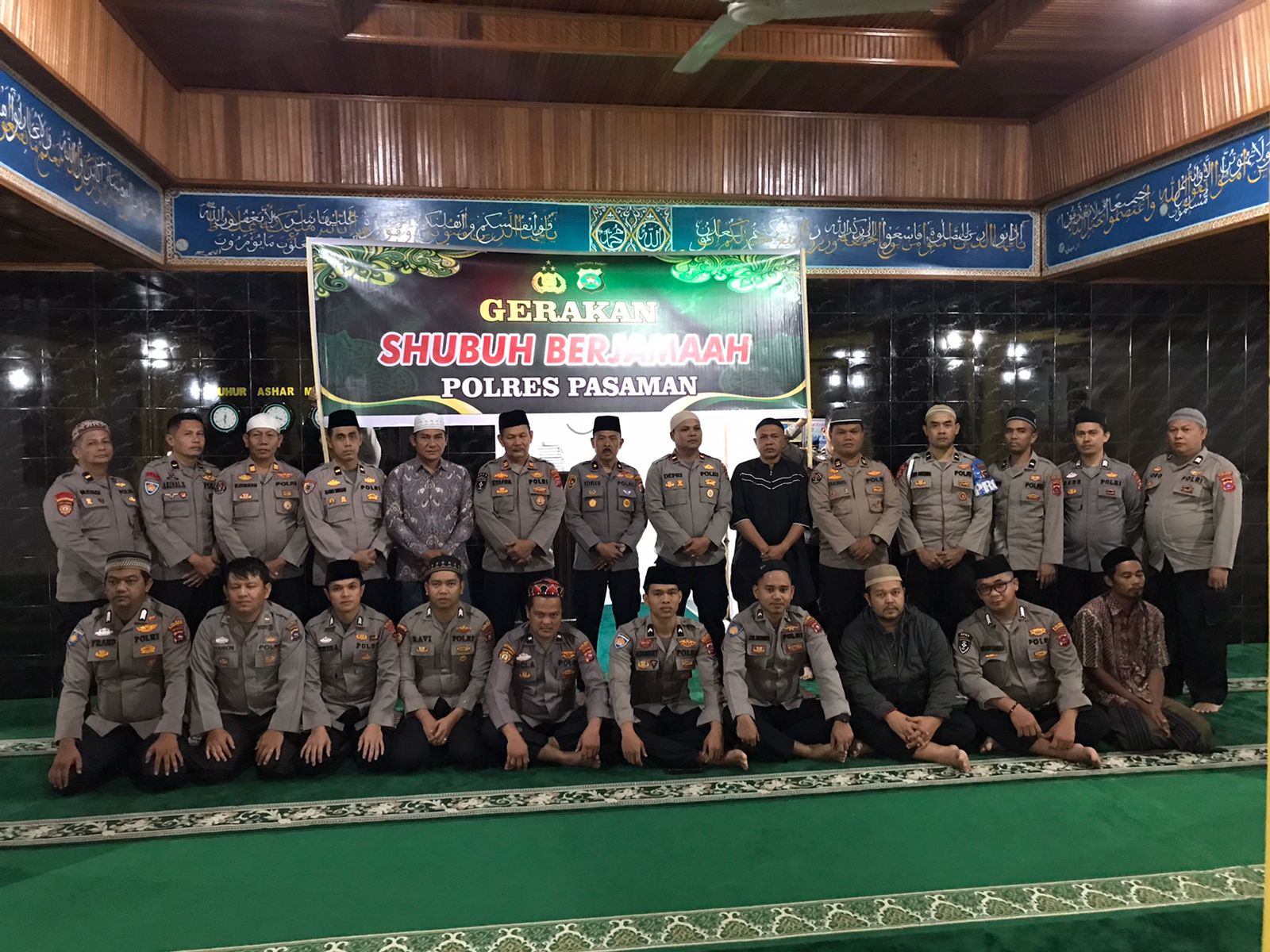 Tim VI GSSB Polres Pasaman Gerakan Sholat Subuh Berjamaah Di Masjid Al Ikhlas Bhayangkara Lubuk Sikaping