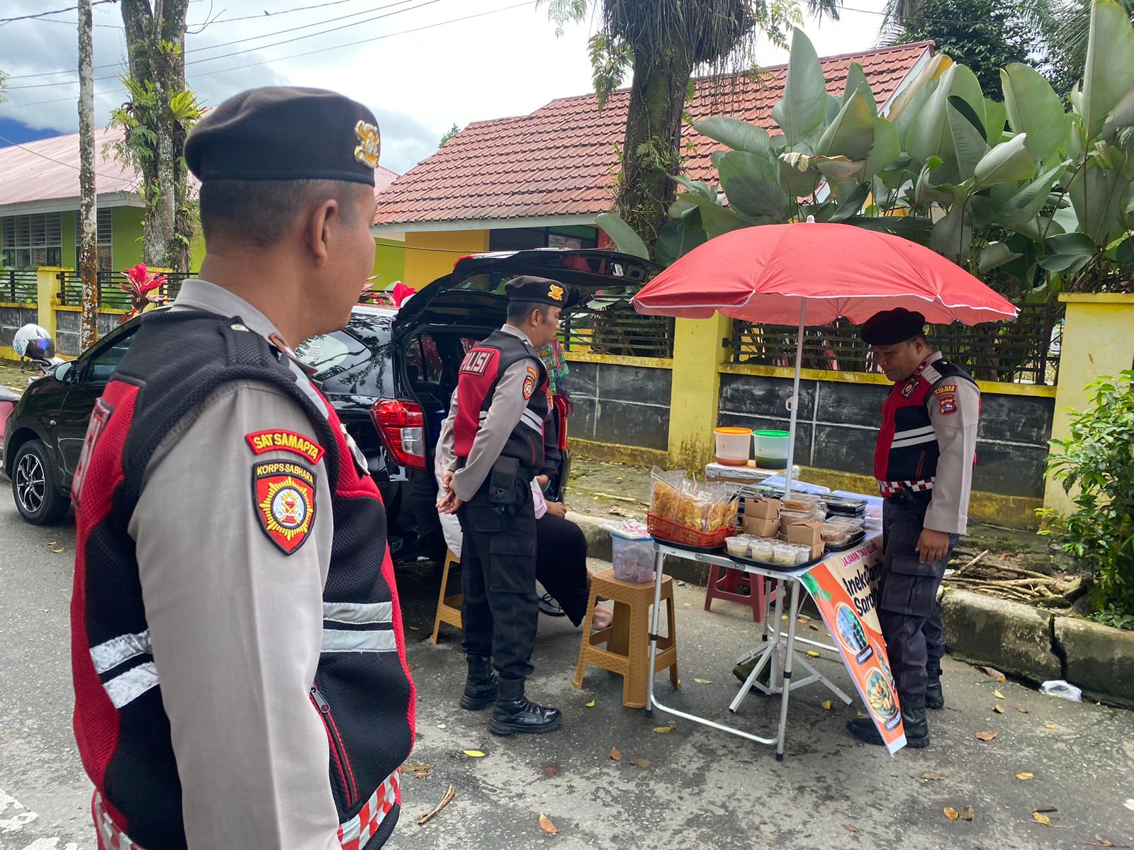 Kasat Samapta Polres Pasaman Ciptakan Rasa Aman Dan Nyaman Sambangi Masyarakat